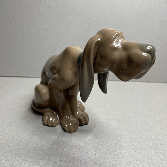 Llardo Timid Dog 5111 Salvador Devon  1986  Spain Porcelain Statue - Picture 2 of 10